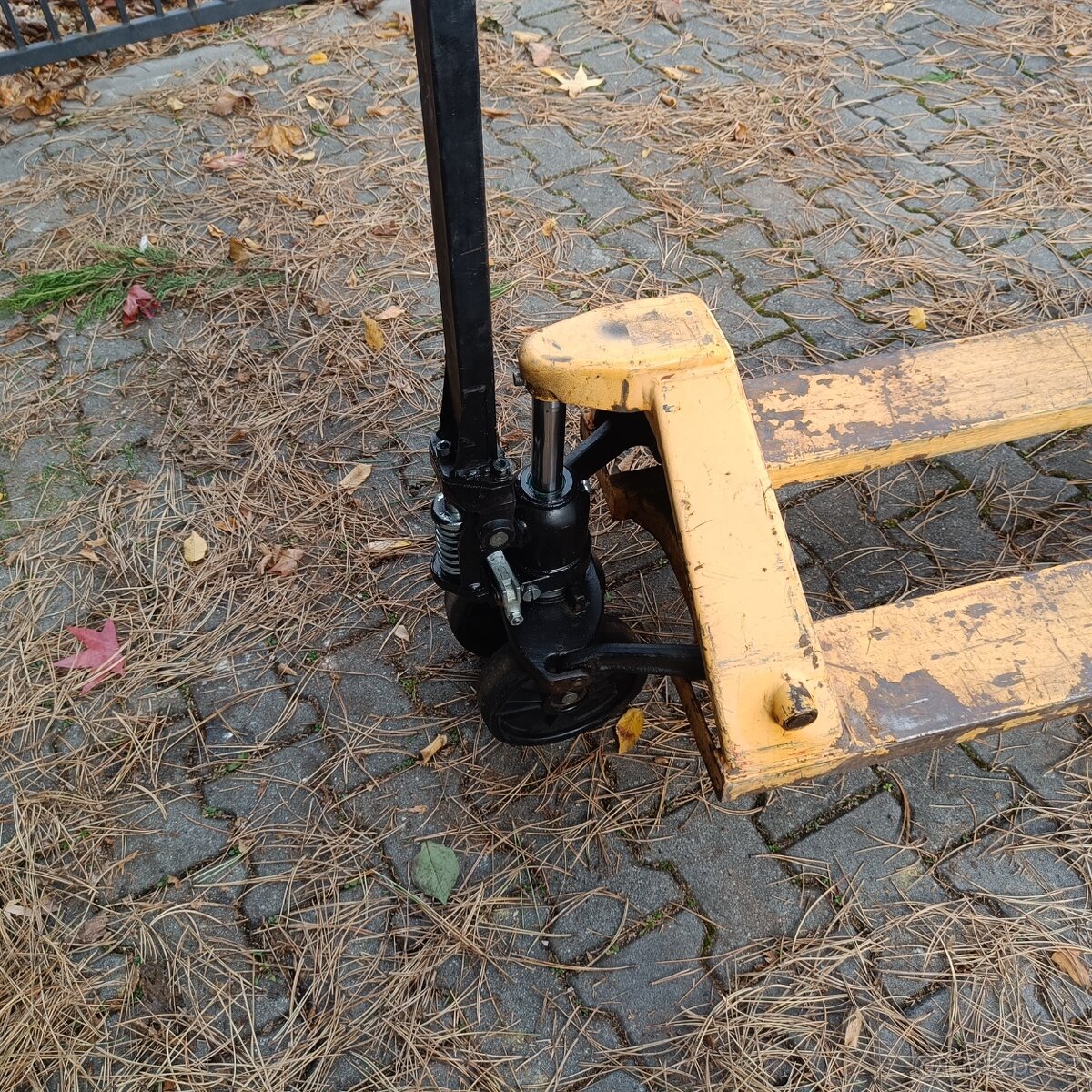 Paletový vozík použitý - 2