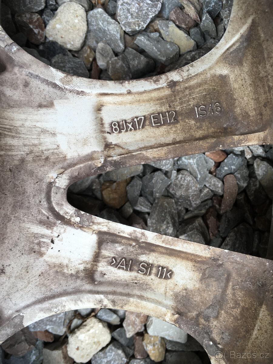 8Jx17 Dezent alu kola na Transportera, Multivana - 2