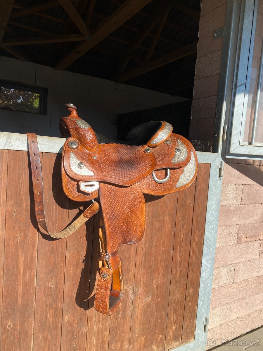 Westernové zdobené sedlo - 2