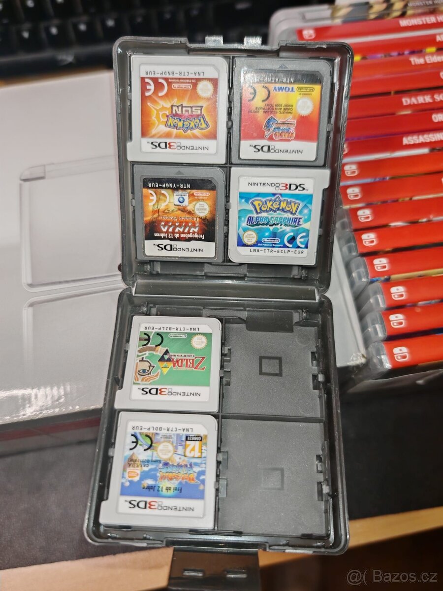 SBÍRKA NINTENDO 3DS, SWITCH + HRY - 2