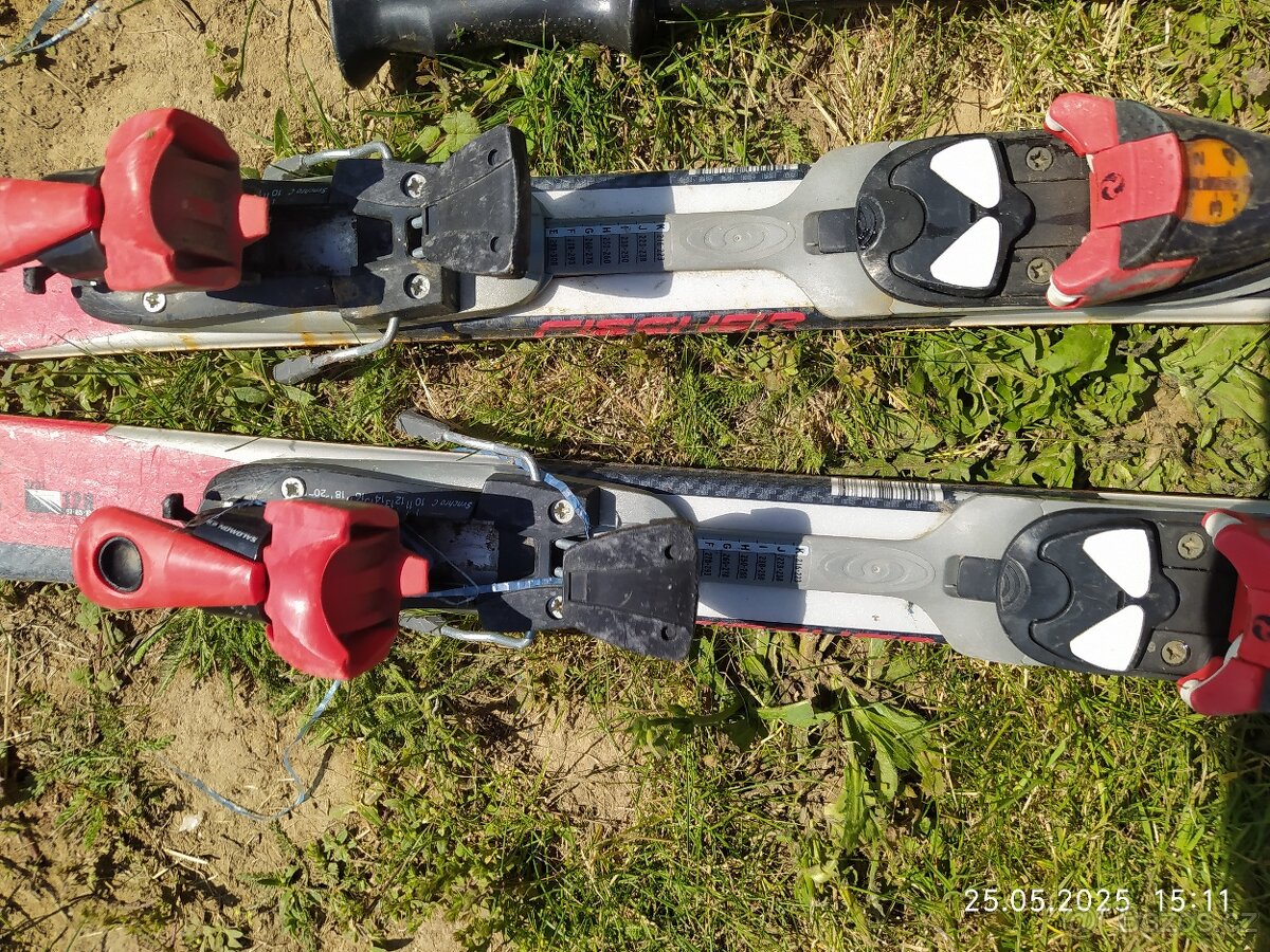 Lyže 130 cm, hůlky 110 cm - 2