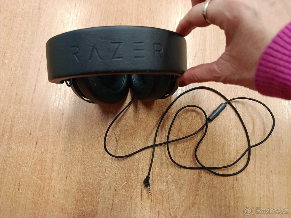 Prodáme sluchátka značka RAZER. - 2