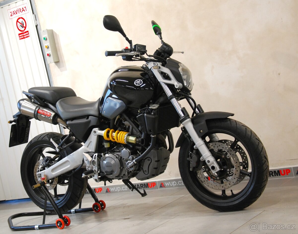Yamaha MT-03 - hezký stav, od 18ti let - 2