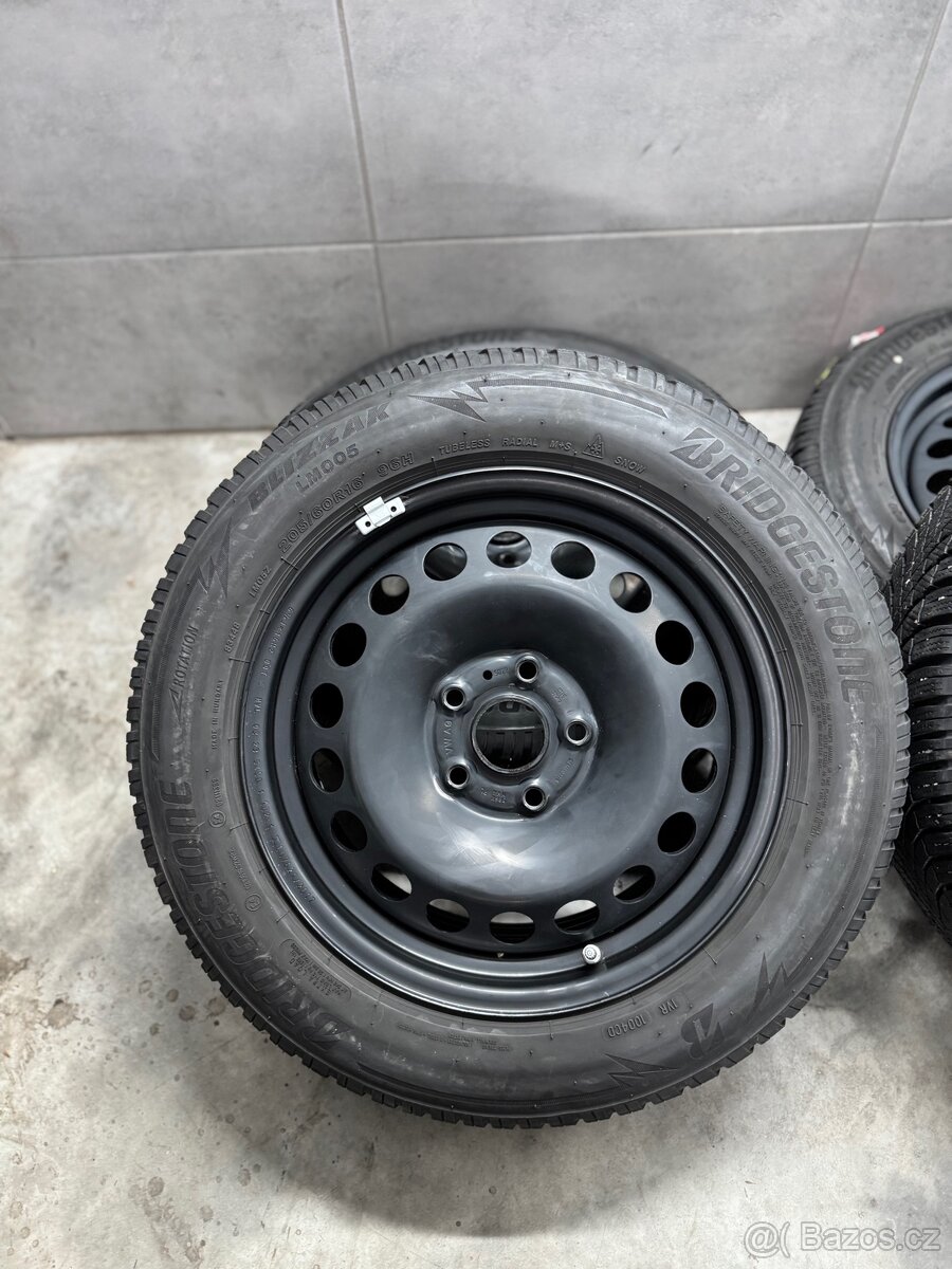 ZIMNÍ SADA VW 205/60/16 TOURAN OCTAVIA - 2