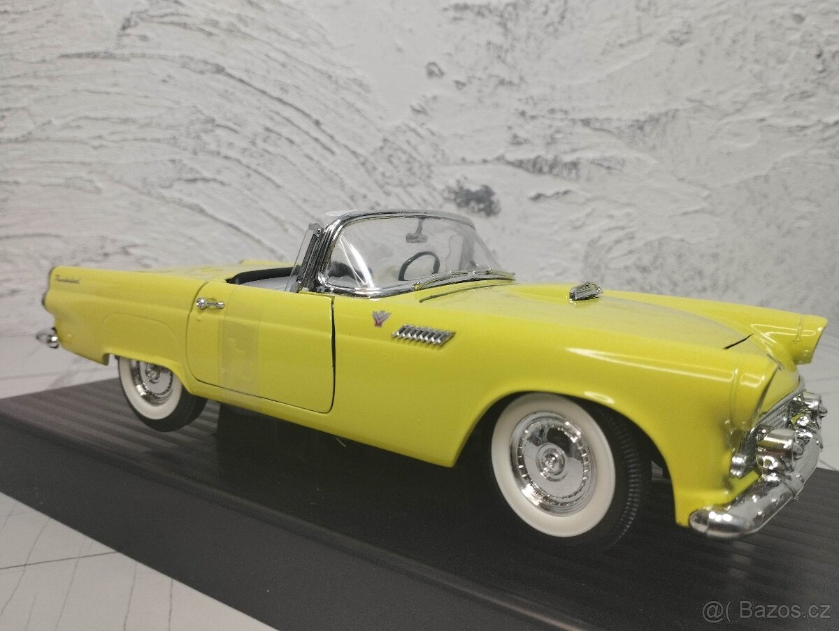 Ford Thunderbird 1955 1/18 Road Tough - 2