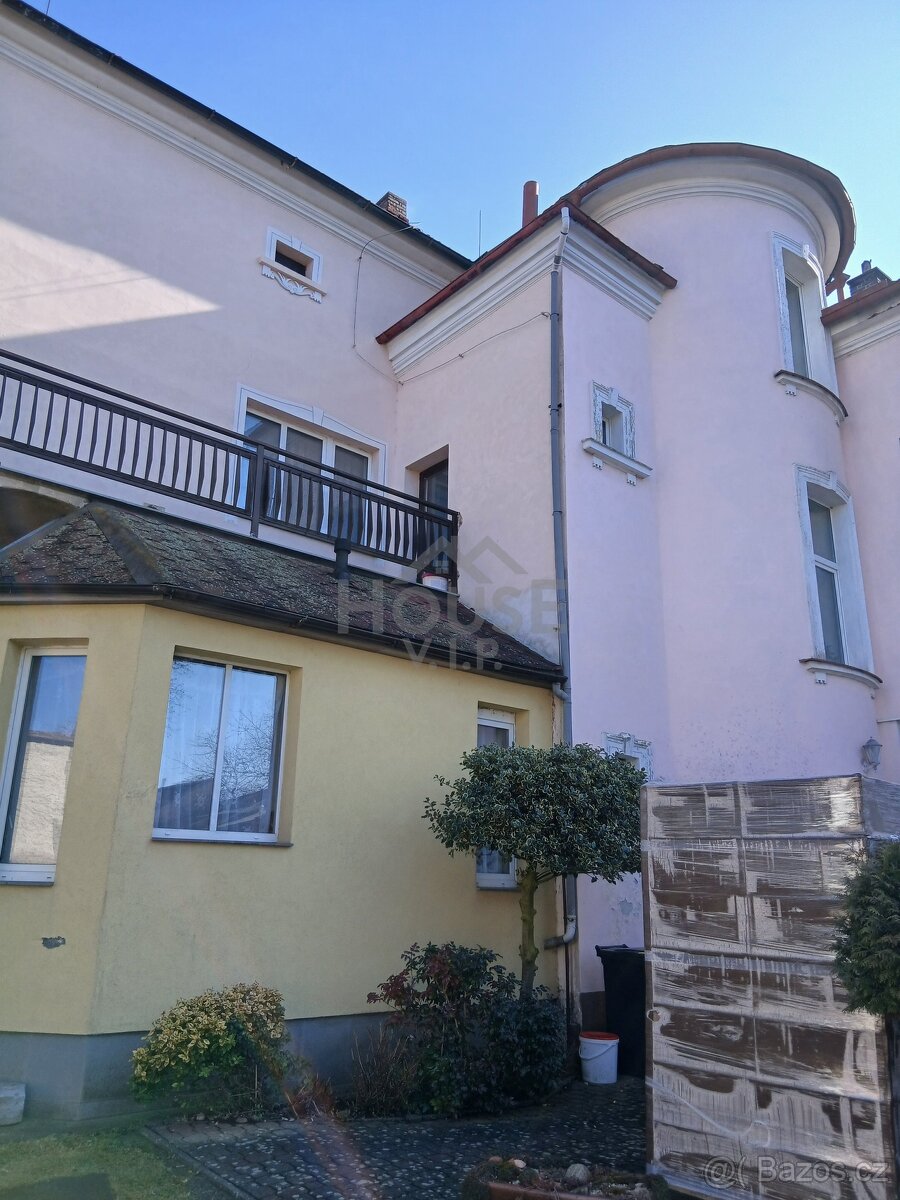 Prodej vícegeneračního domu 369 m², Kostelec nad Labem - 2