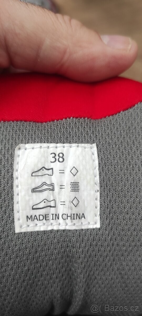 Kolečkové brusle 38 - 2