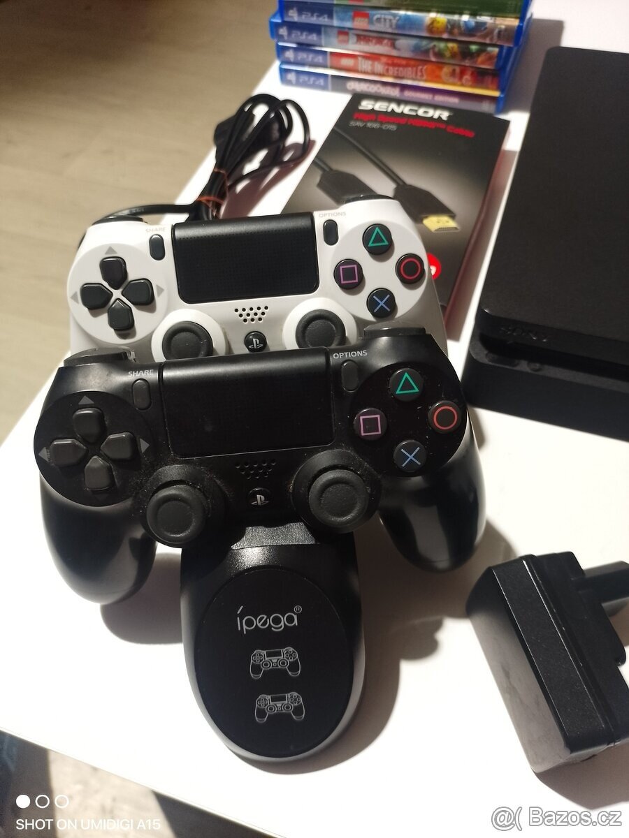 Playstation 4 Slim - 2