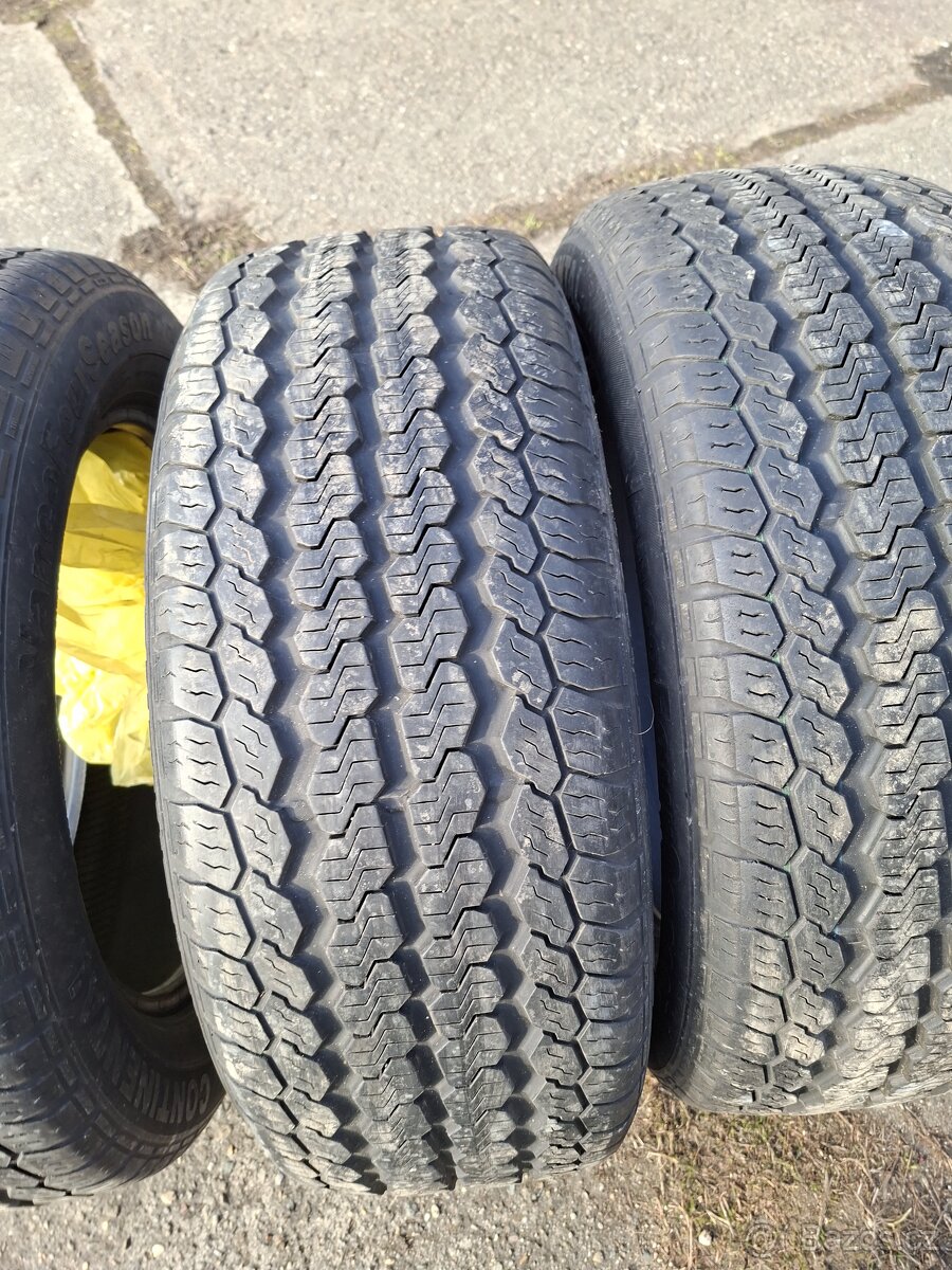 Pneumatiky Continental 225/55 R17 celorocni - 2