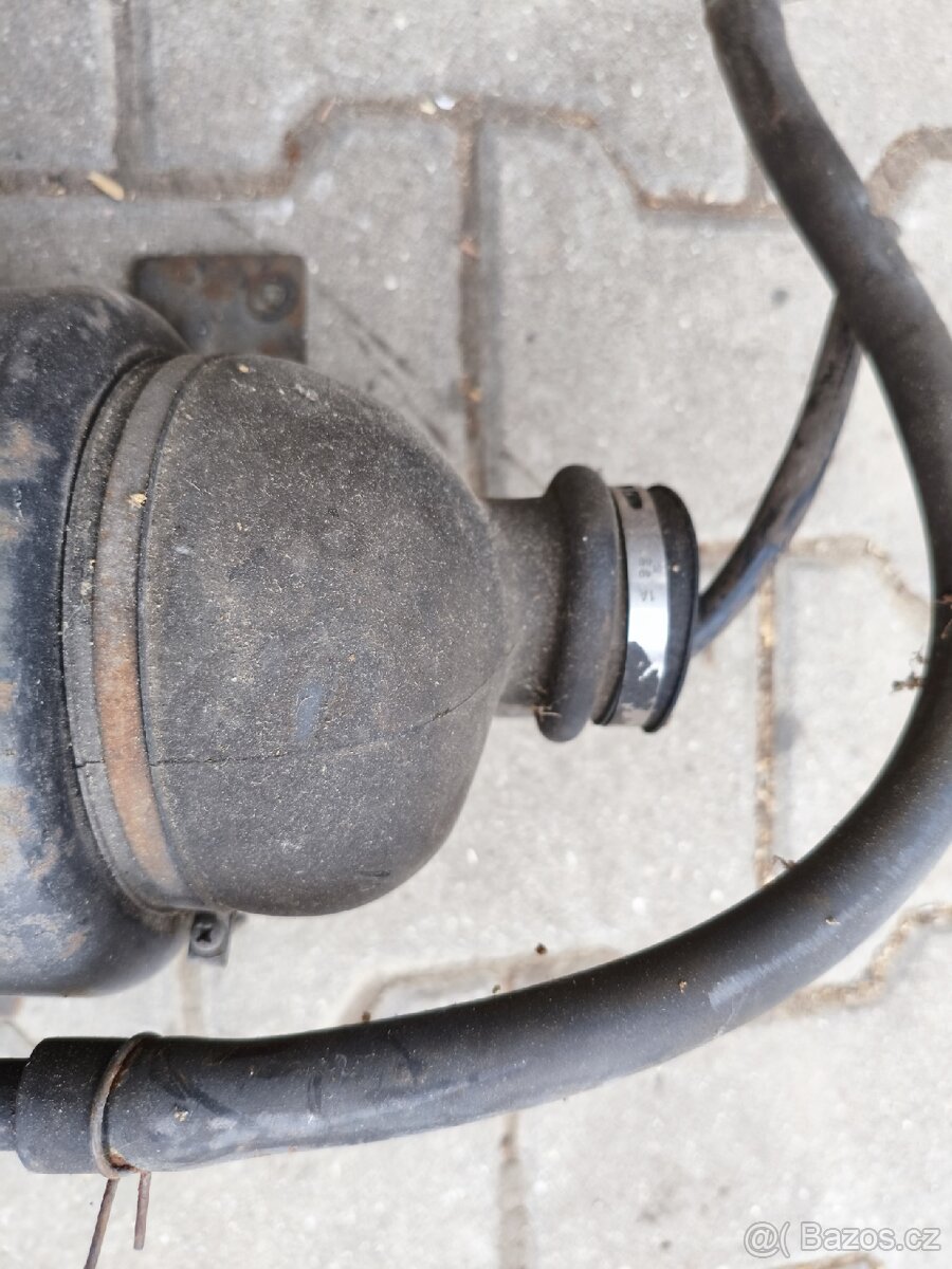 Suzuki lj80 gumová redukce - 2