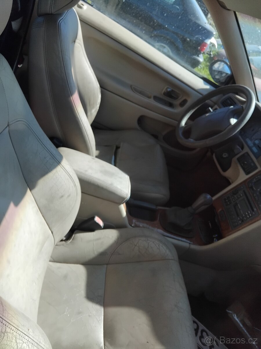 S L E V A . . VOLVO C70 coupe 2,0i Turbo T5R 250PS manual - 2