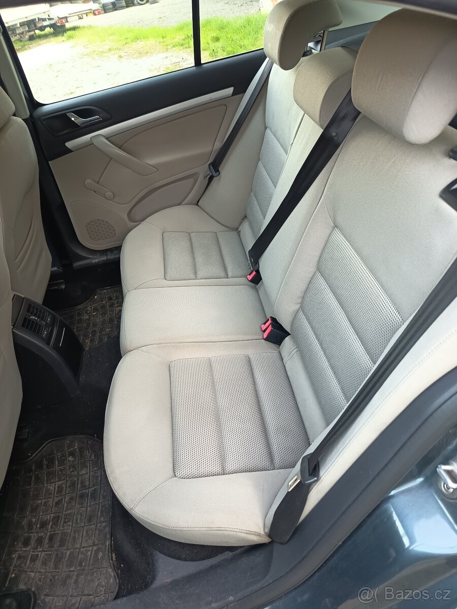 Sedačky Octavia II - 2