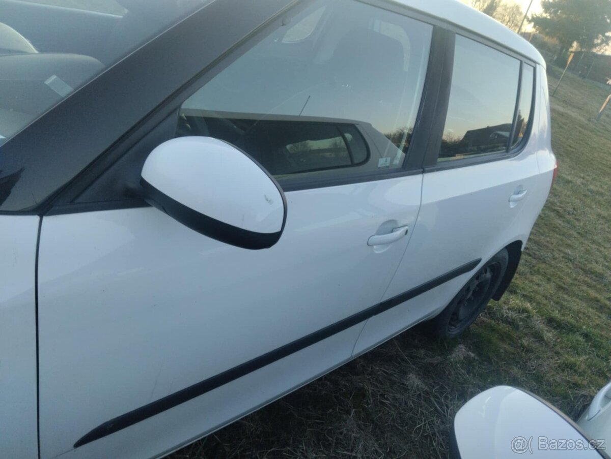 Zadní dveře fabia 2 bílá 1026 - 2