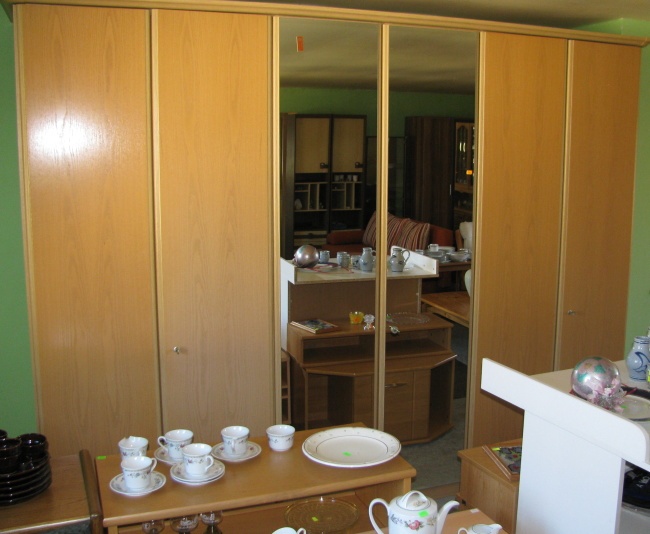 Šatní skříň - 2