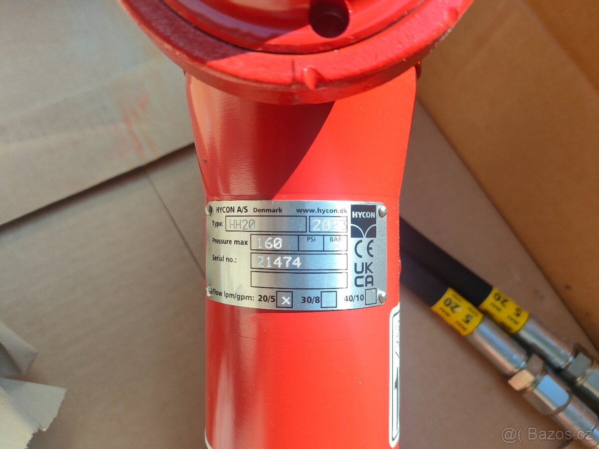 Hydraulické kladivo Hycon HH20 - 2