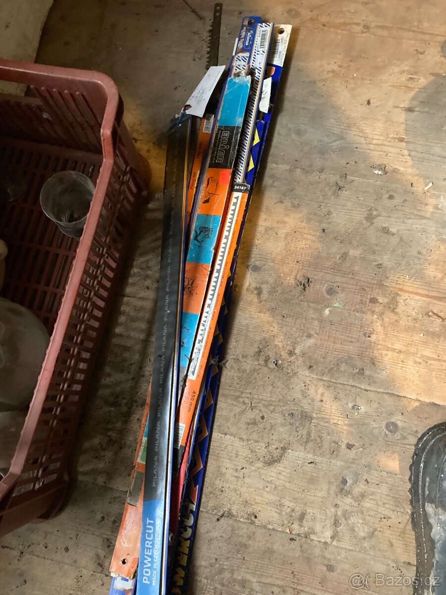 PILOVÉ PÁSY, VÁHY, SKŘÍŇKY - 2