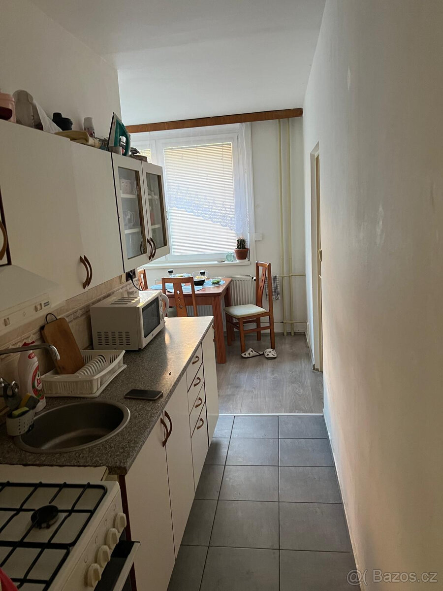 Prodej bytu 3+1 Luhačovice, Zahradní Črvrť - 2