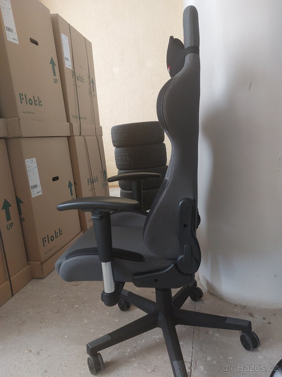 Kancelářské křeslo v záruce - 2