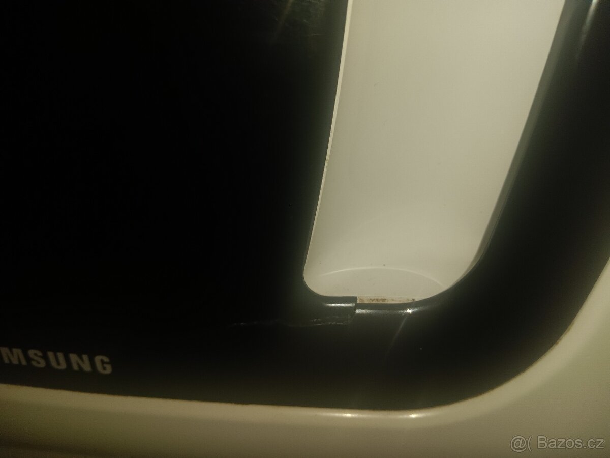 Mikrovlnka + stůl + židle - 2