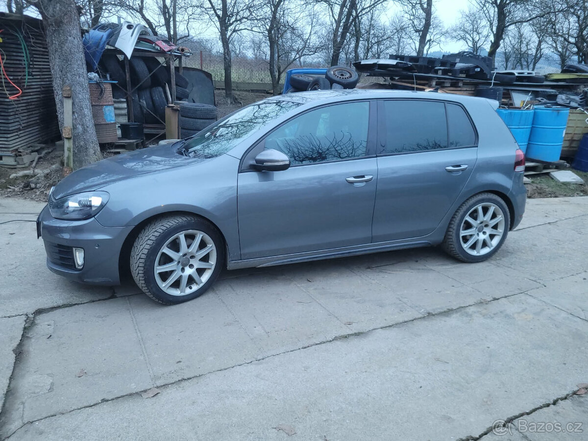 Volkswagen Golf 6 VI - 2