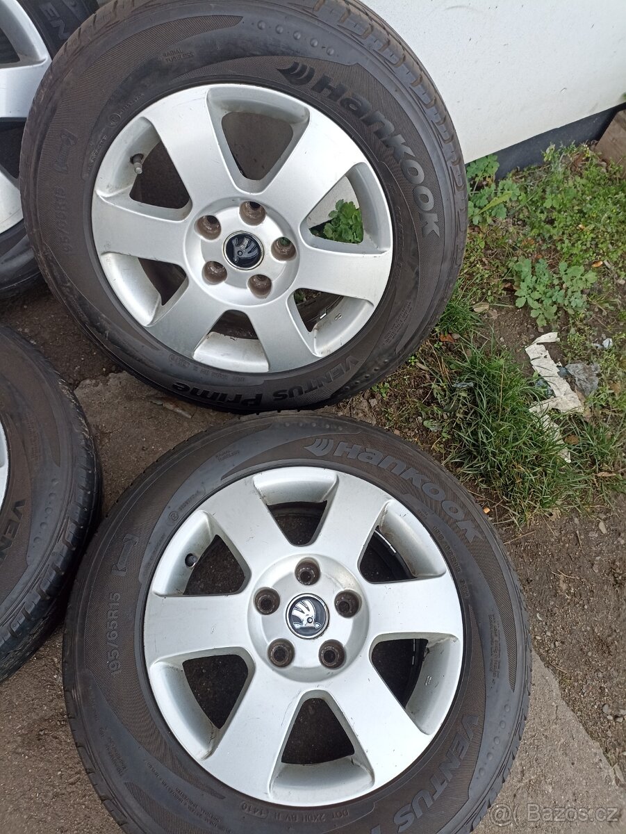 sadu ALU kol originál Škoda Octavia 2 15" - 2