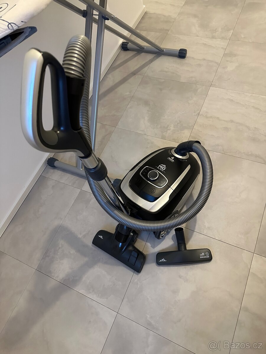 ETA MIO BLACk vysavač - 2