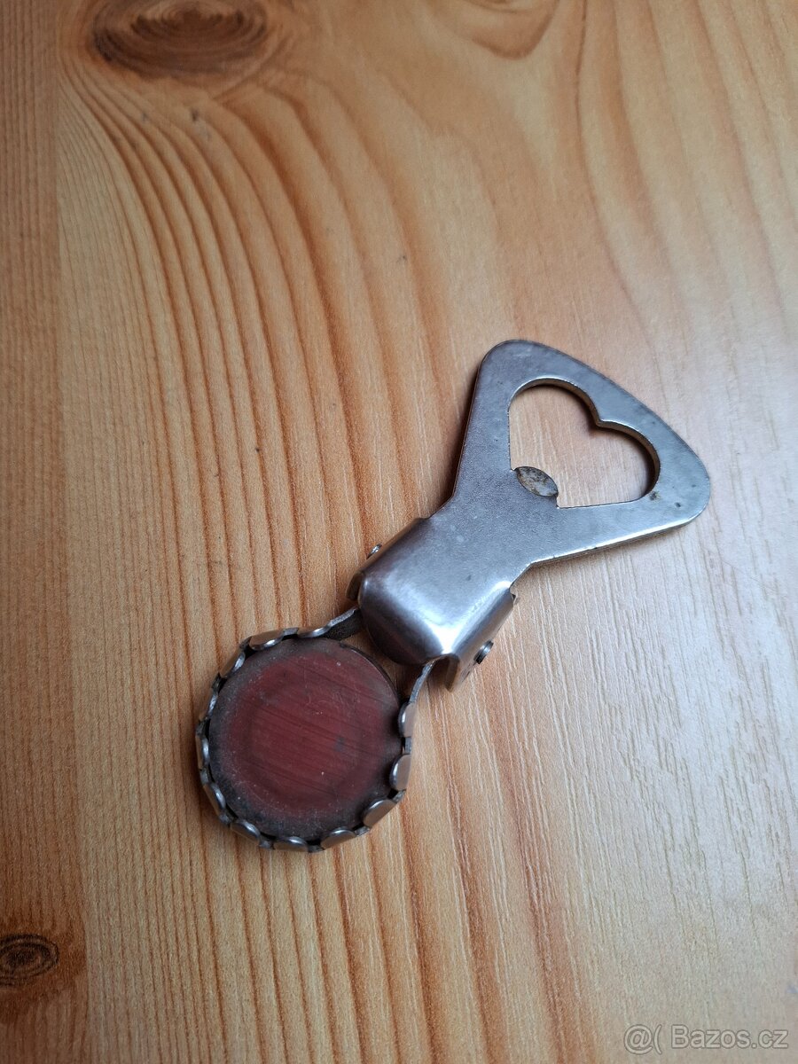 Retro otvirac lahvi - 2