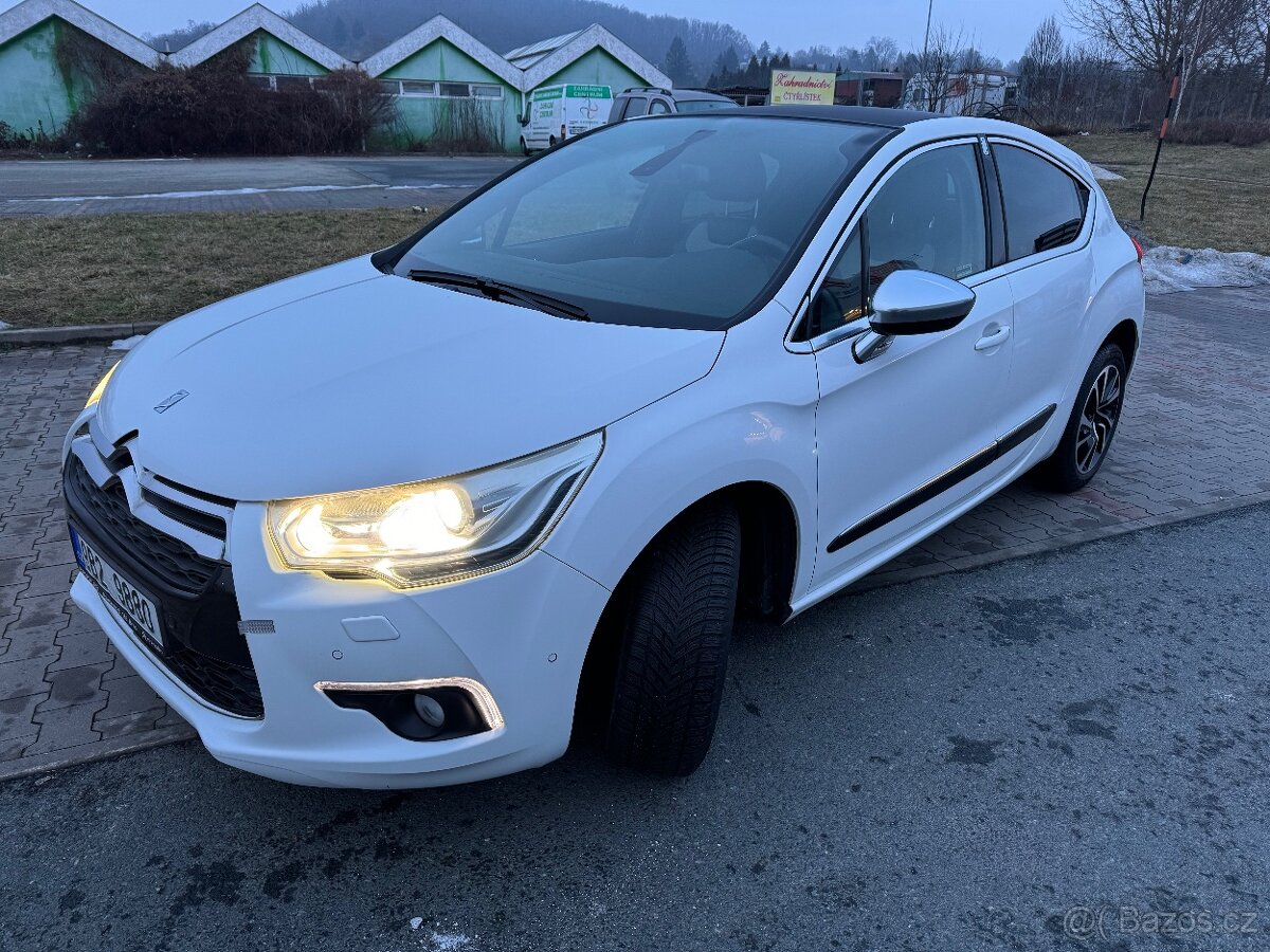 CITROËN DS4 1.6 e-HDi 84 kW, 2013 - 1. majitel ČR - 2