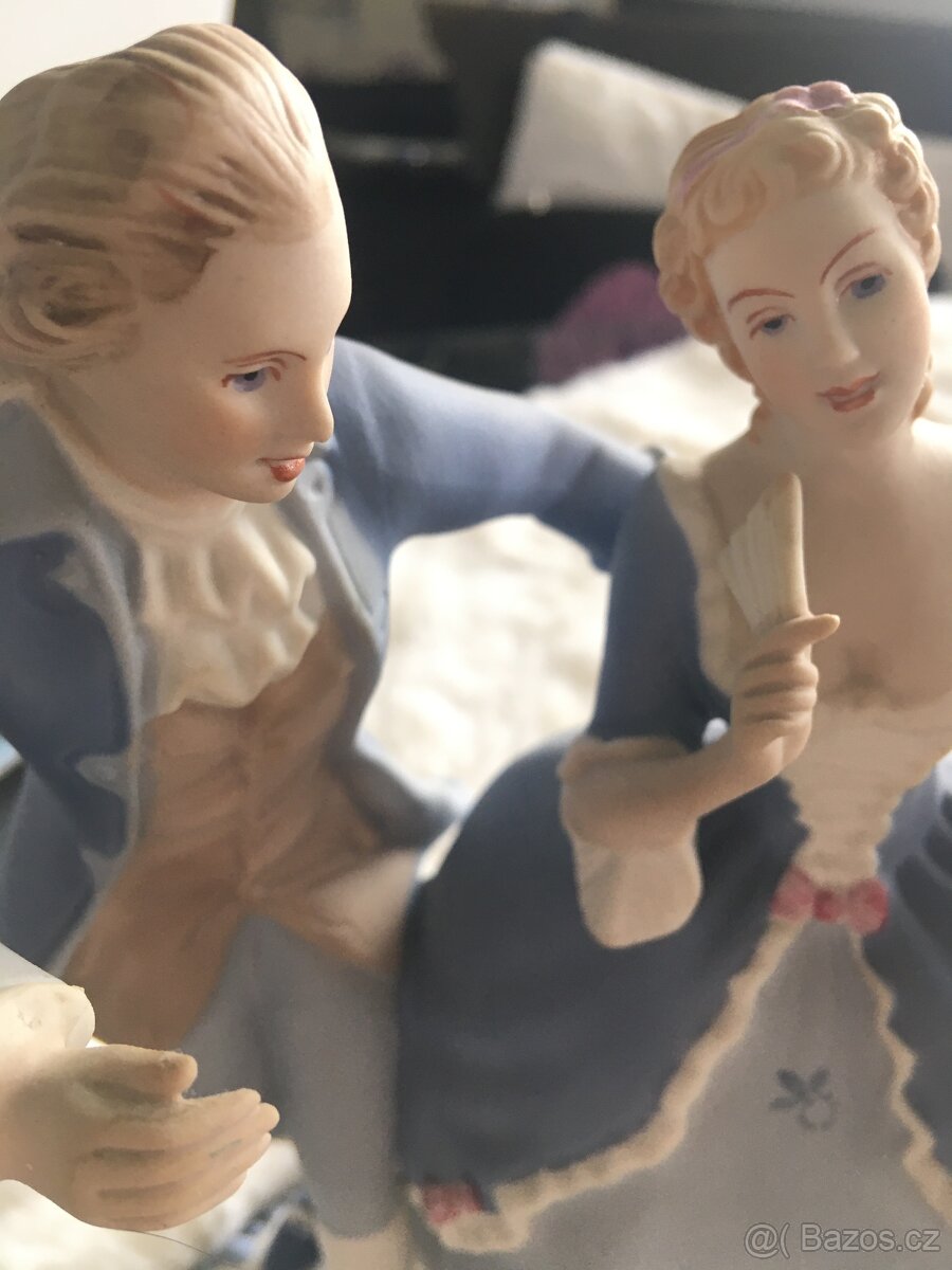 Porcelánová soška - 2