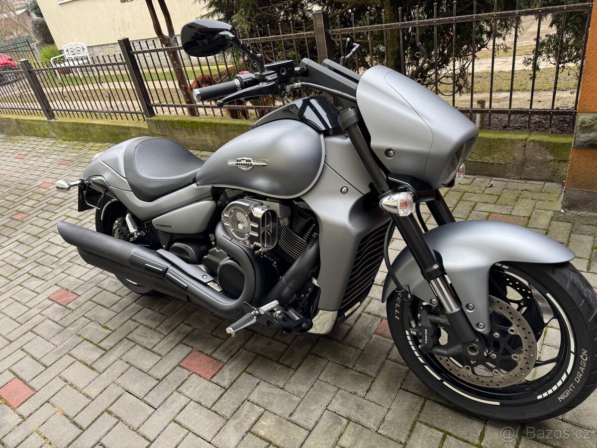 Prodám Suzuki Intruder 1800r - 2