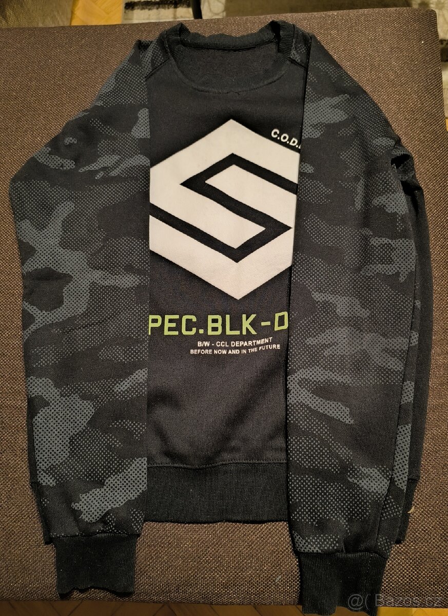 Černá pánská mikina – velikost M - 2