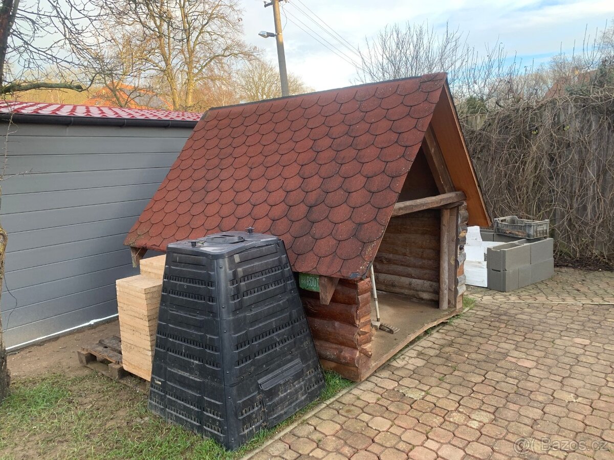 Zateplená luxusní psí bouda - 2