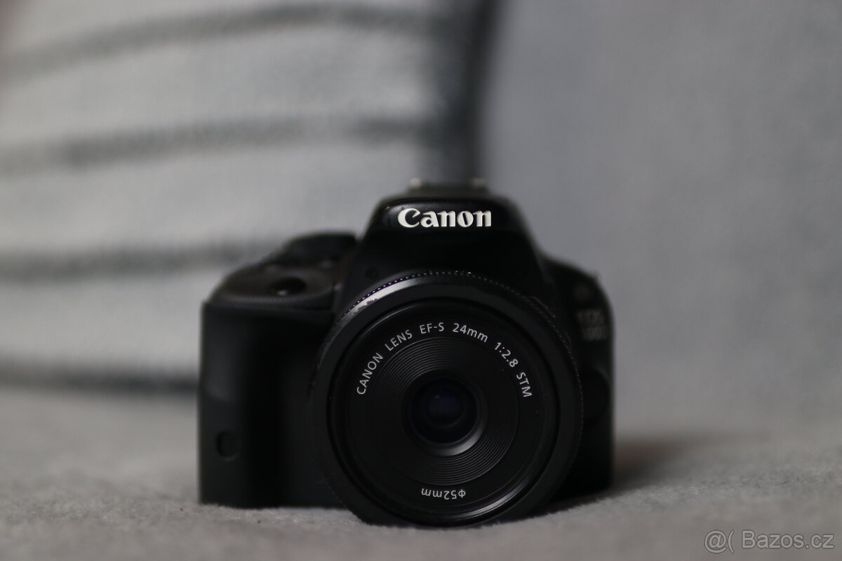 Skvělý Canon EOS 100D + ceněný pancake objektiv + přísl. - 2