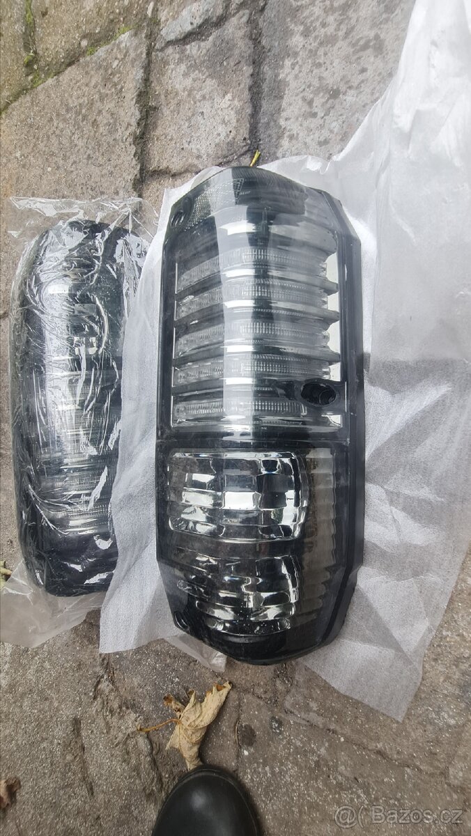 Toyota land cruiser 76 - 2