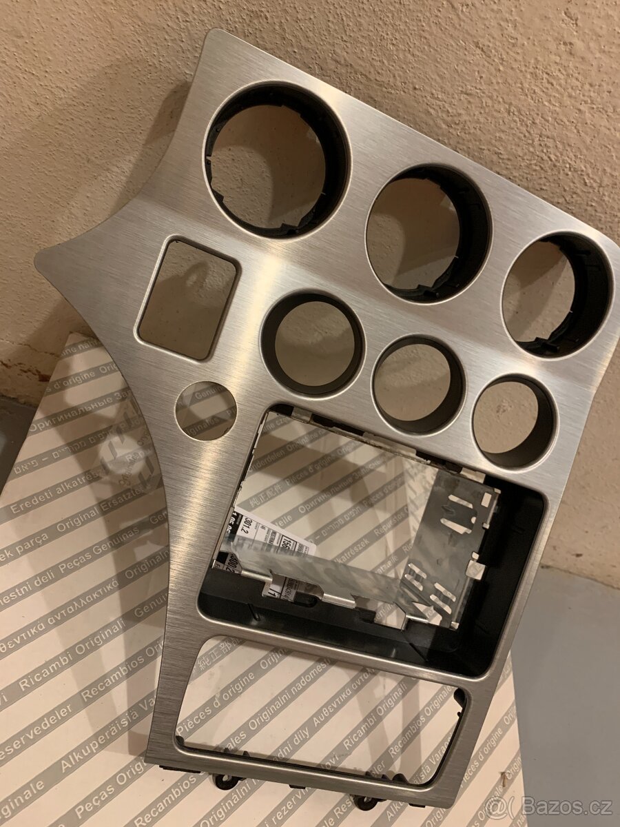 TI Středový panel Alfa Romeo 159 - 2