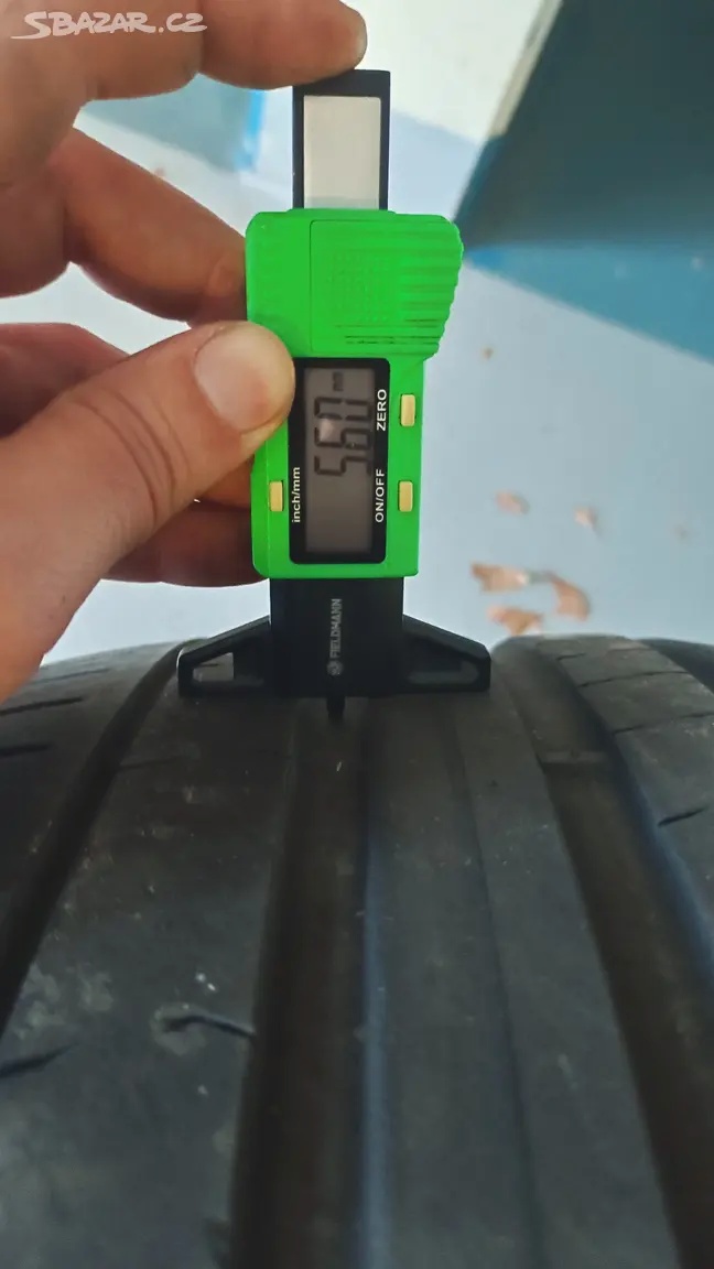 255/40/21 255/40 r21 - 2
