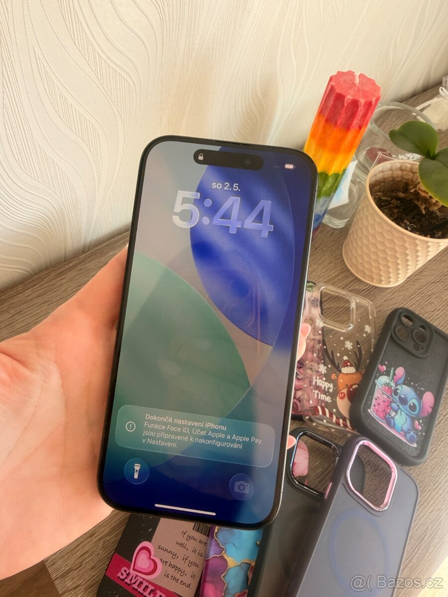 IPhone 15 PRO Titanium Black - 256GB - 2