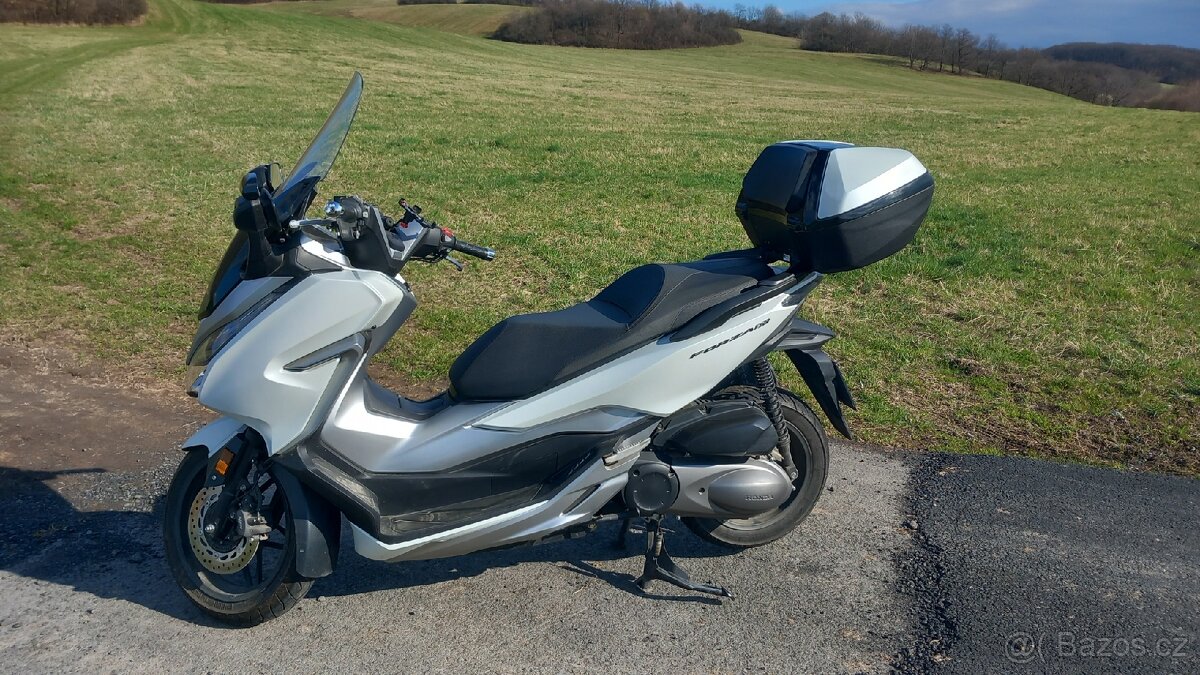 HONDA FORZA 300 - 2
