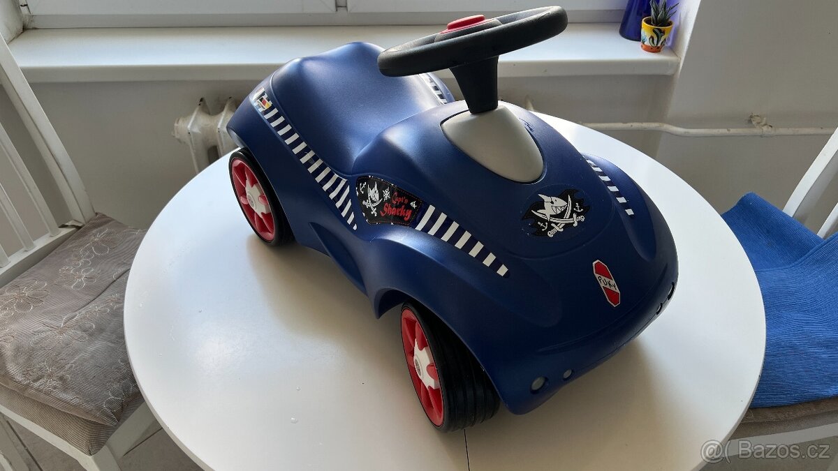 Odrážedlo - auto - 2