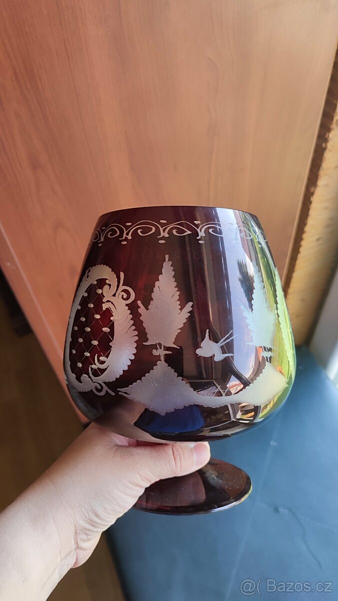 Starožitná velká číše - 2
