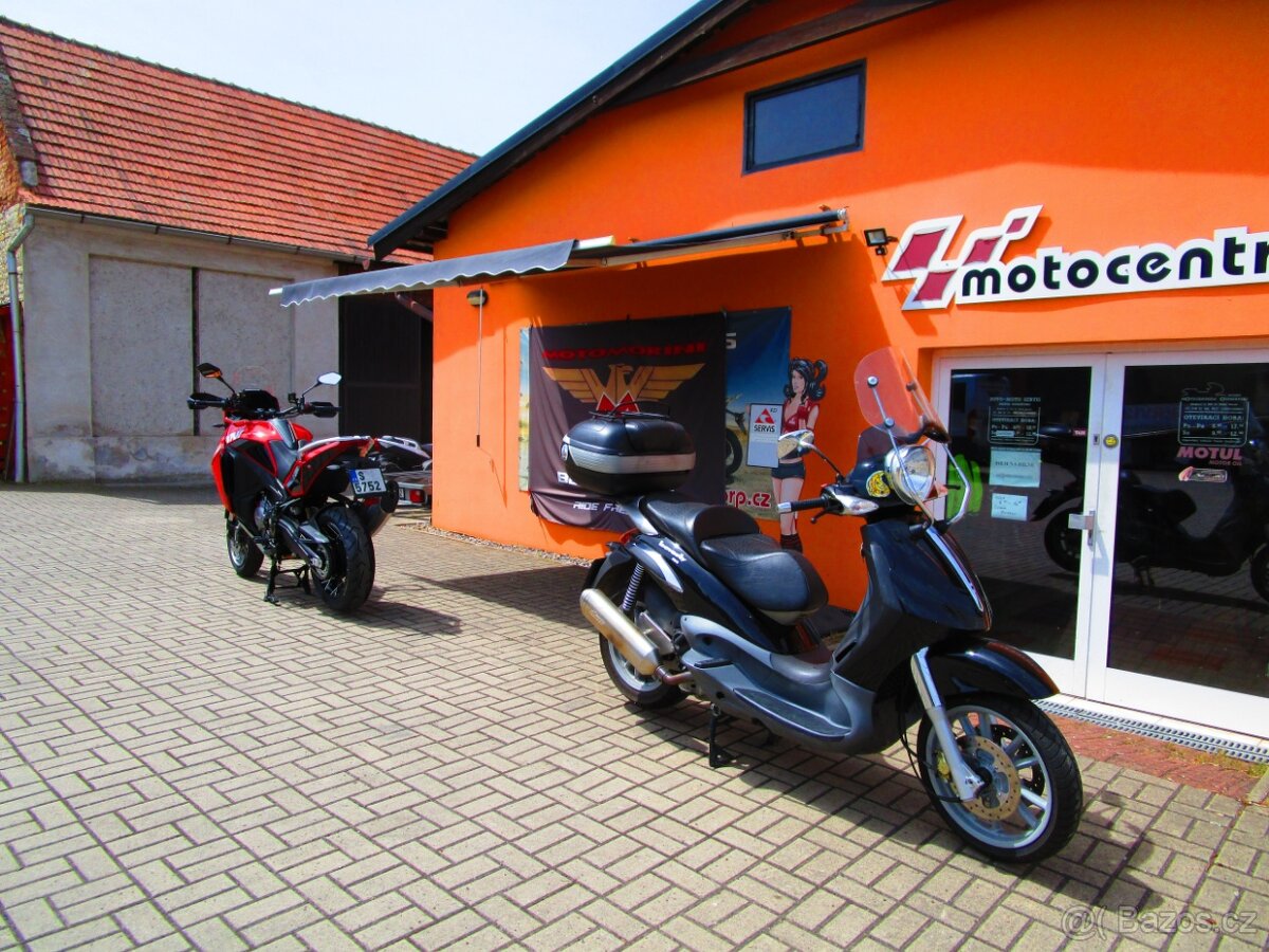 Piaggio Beverly 500 28000 KČ - 2