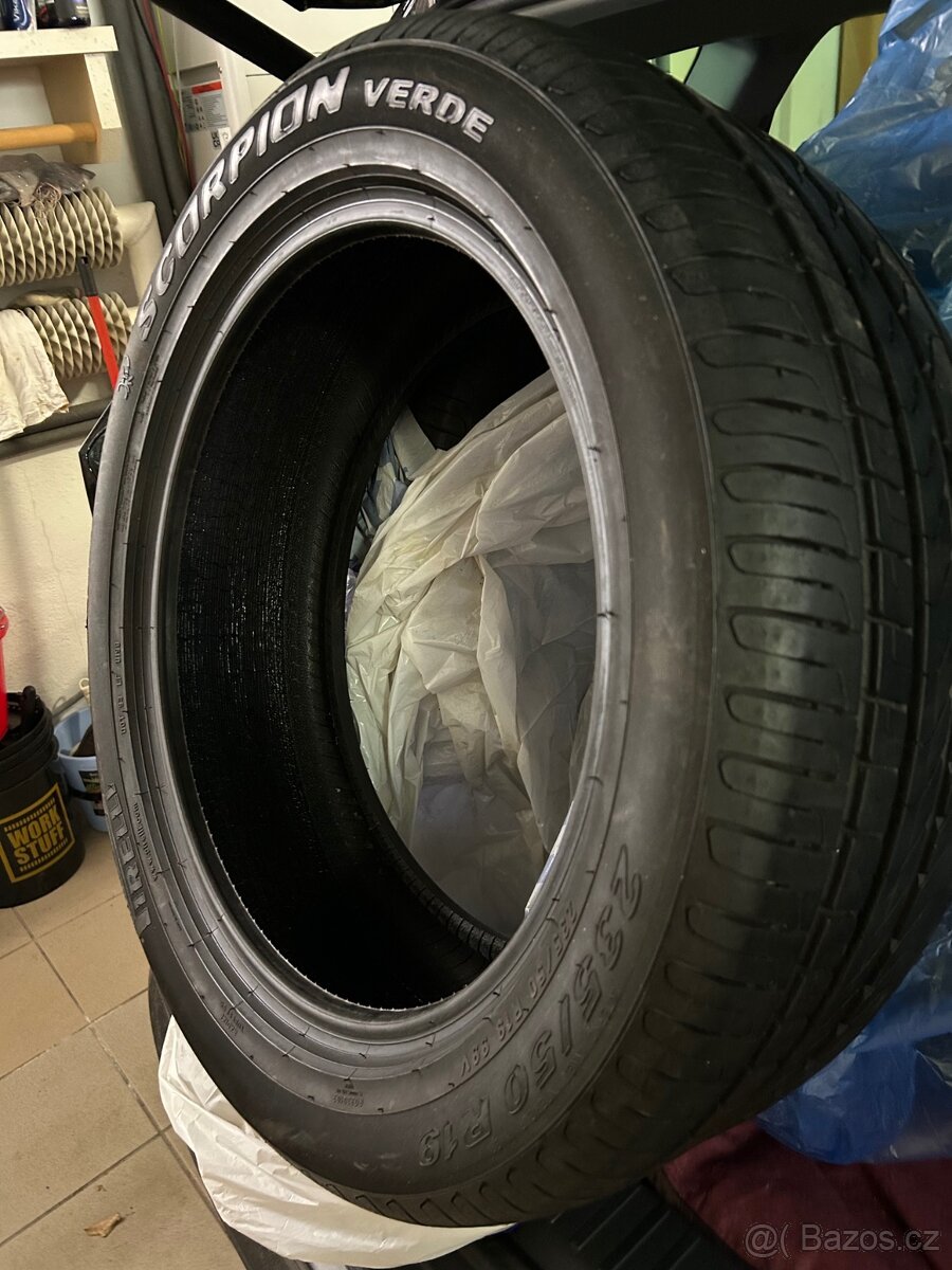 Pirelli Scorpion 235/50 R19 letní - 2