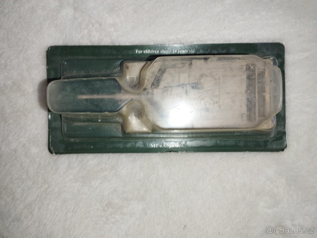 nenačnuti model tanku m1 abrams - 2