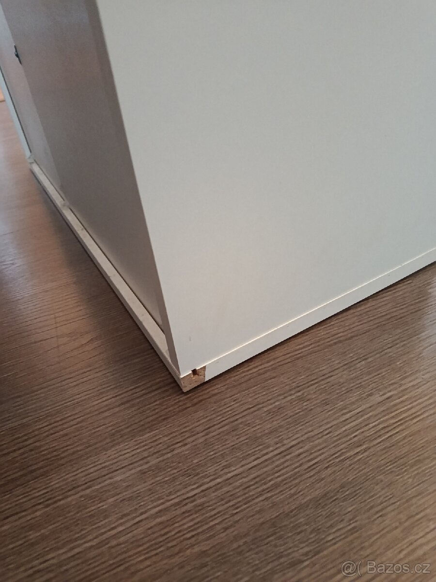 Kancelářský stůl IKEA - 2
