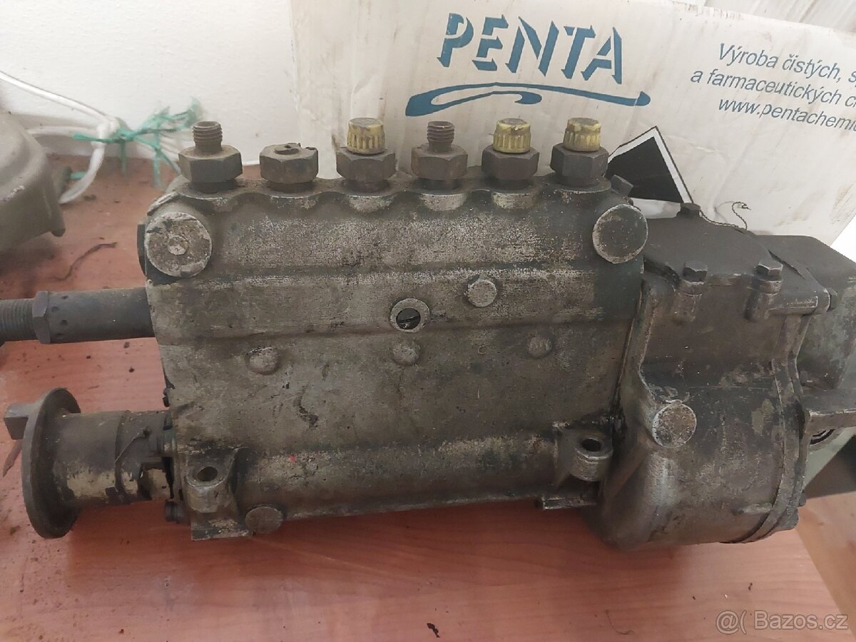 Vstrikovaci cerpadlo Praga S5t - 2