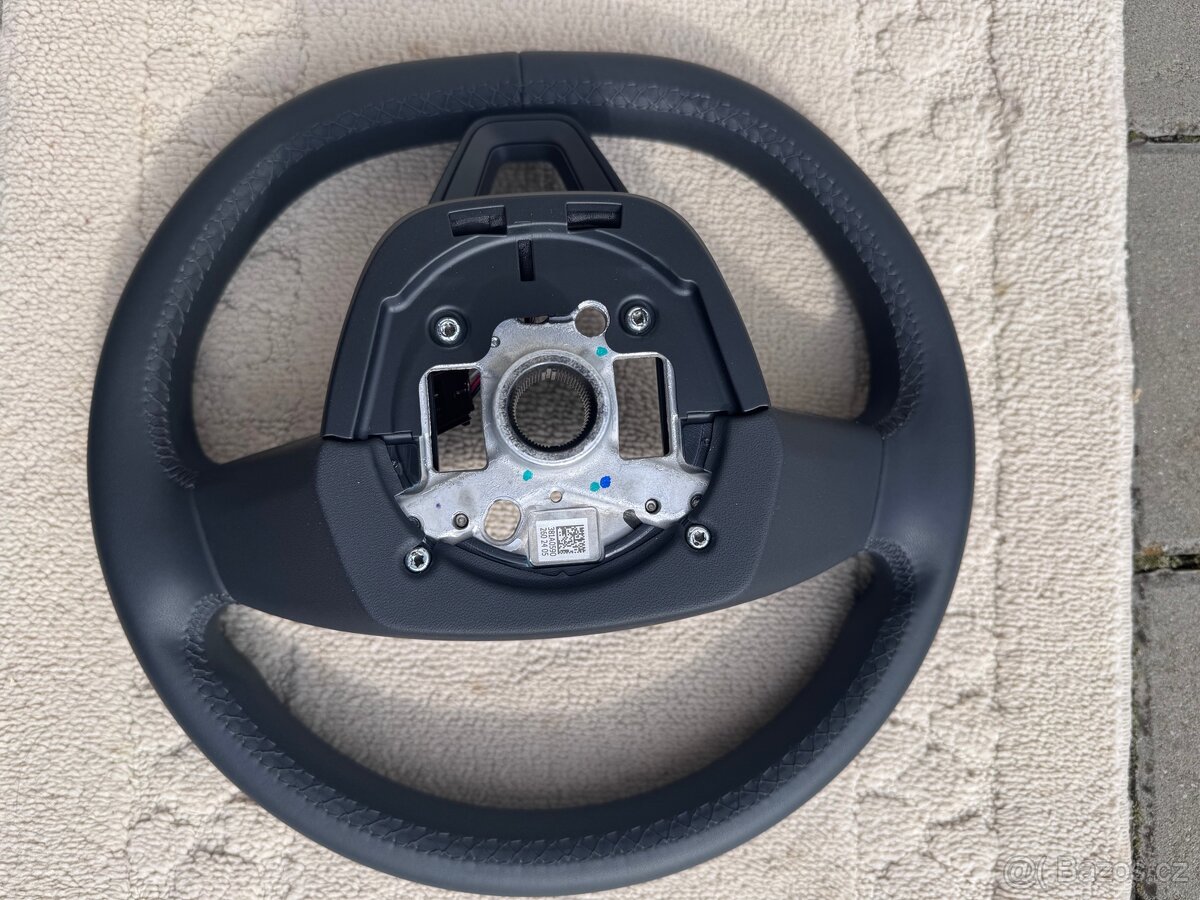 Volant Tesla 3 Highland - 2