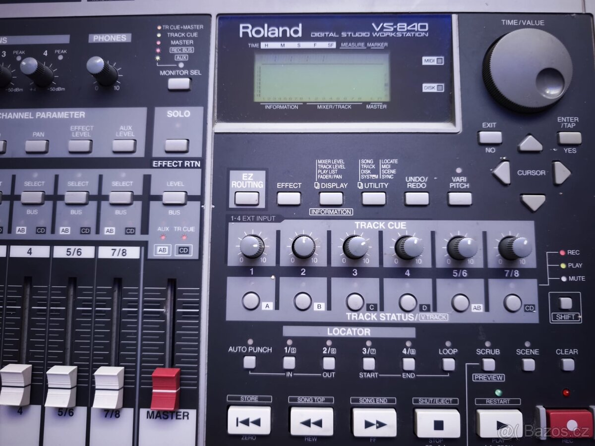 Roland VS-840 - 2