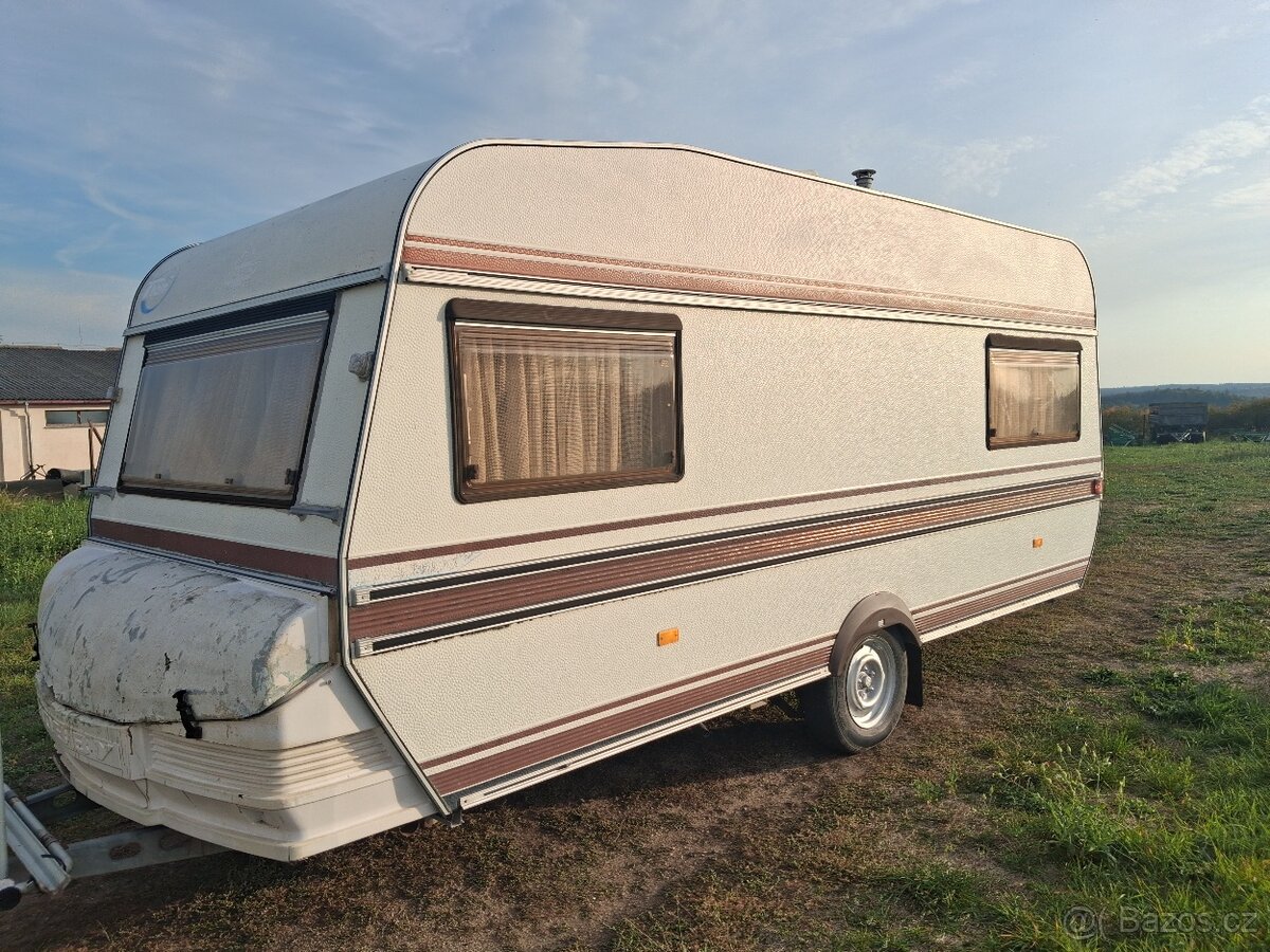 Prodám karavan hobby prestige - 2