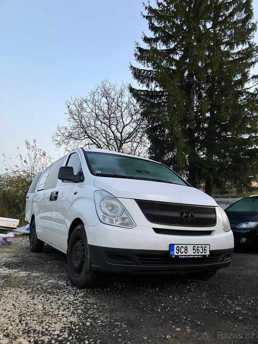 Hyundai h1 camper - 2