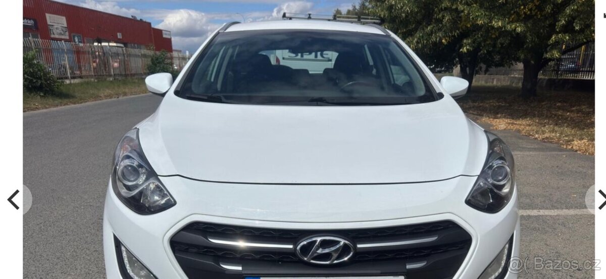 Hyundai i30 1.6i 88KW - 2